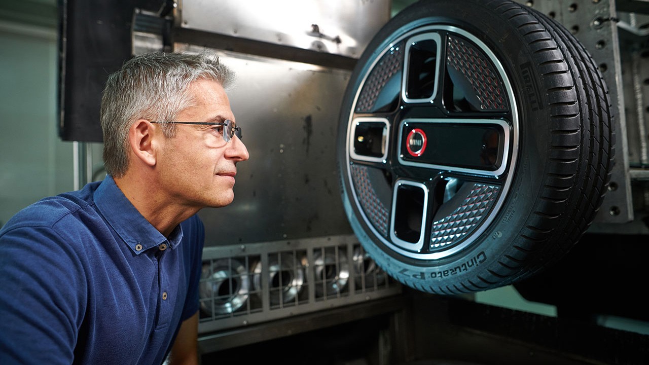 MINI Udržitelnost – hlasy udržitelnosti – Roberto Rossetti